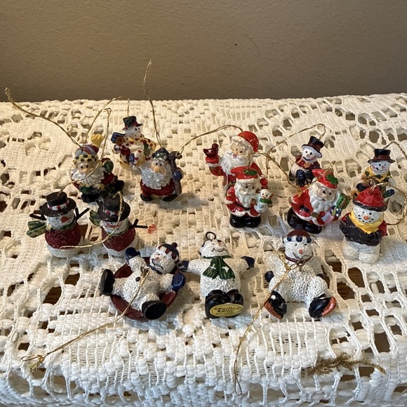 The Unbranded Brand Other - Lot 14-Miniature Mini Christmas Tree Ornaments
